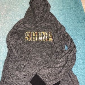 Girls shirt with hood